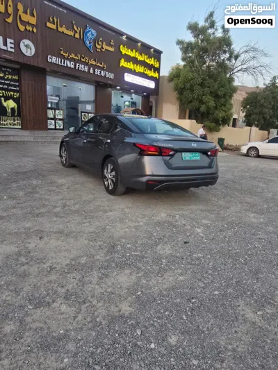 Nissan Altima S 3