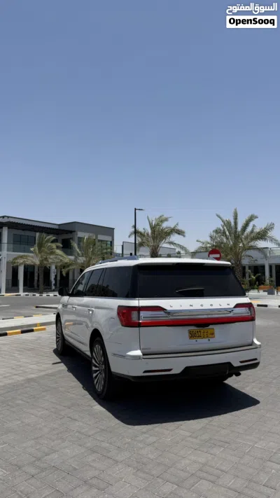 Lincoln Navigator Reserve L 4