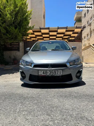Mitsubishi Lancer GLS 3