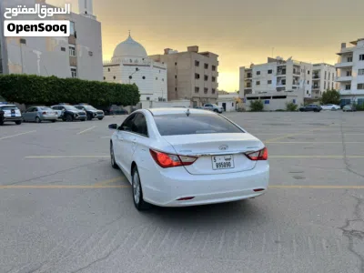 هيونداي سوناتا GL 4