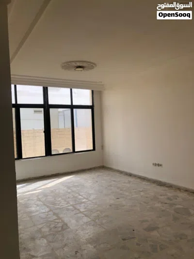 شقه فارغه للايجار 2