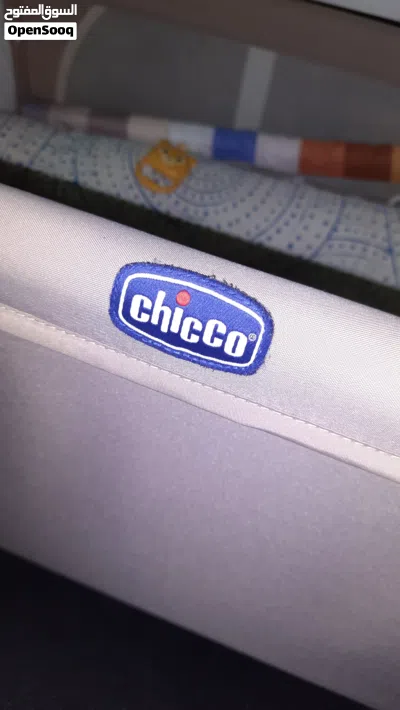 Chicco The Next 2 Me co-sleeper crib has 6 adjustable height levels للبيع سرير أطفال ماركه شيكو. 2