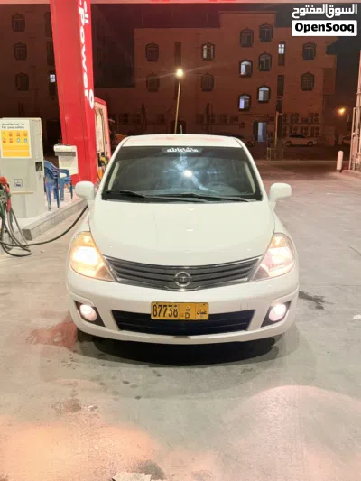 Nissan Versa Standard 3