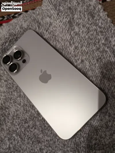 iPhone 15 pro max 256Gb natural titanium 2