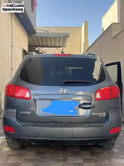 Hyundai Santa Fe Limited 2