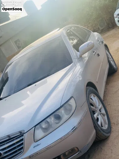 Hyundai Azera Standard 2