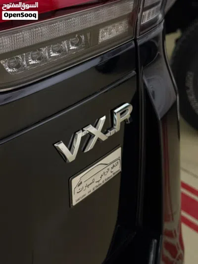 تۆیۆتا لەند کڕووزەر VX 3