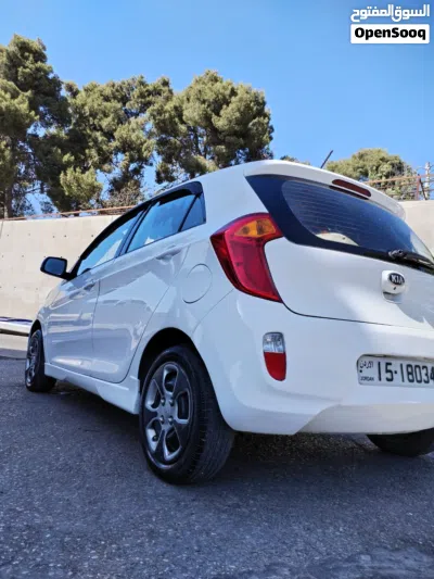 Kia Picanto EX 3