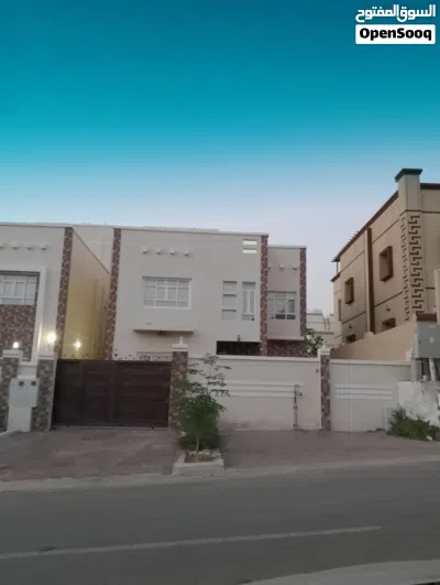 للبيع توين فيلا بالمعبيله 3