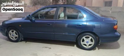 هيونداي افانتي Standard 4