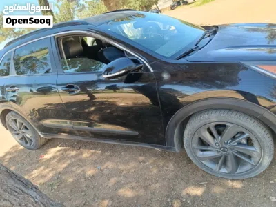 Kia Niro EX 2
