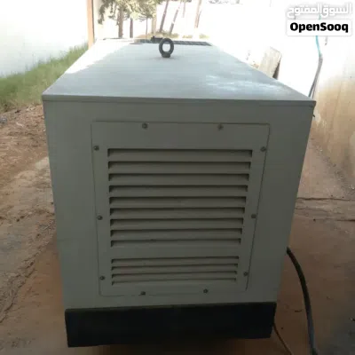 مولد كهرباء قوة 60KVA 2