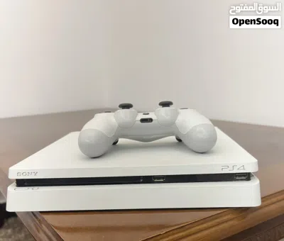للبيع Ps4 slim مهكر 4