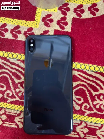 ايفون xs max للبدل على ايفون xr 2