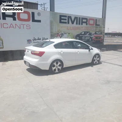 کیا ریو Standard 4