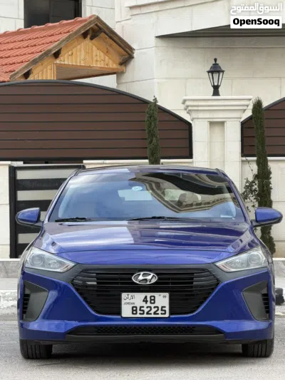 Hyundai Ioniq Standard 2