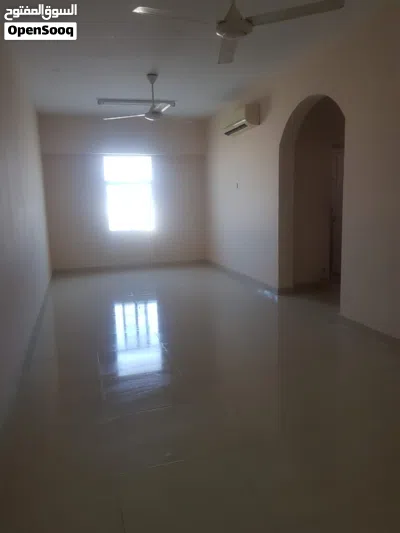 للايجار شقه ف المعبيله قريب دوار الصفا موقع حيوي و قريب من جميع الخدمات - 2BHK For Rent 3