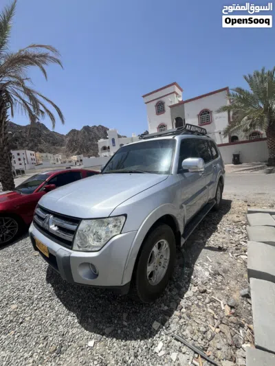 ميتسوبيشي باجيرو GLS 3