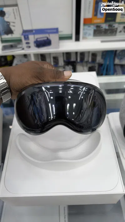 Apple vision pro 4