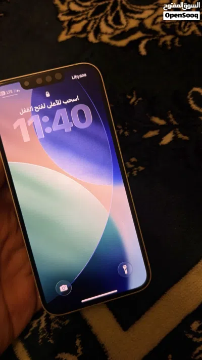 ايفون 13عادي اللون ابيض 3
