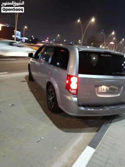 دۆج کاراڤان Standard 3