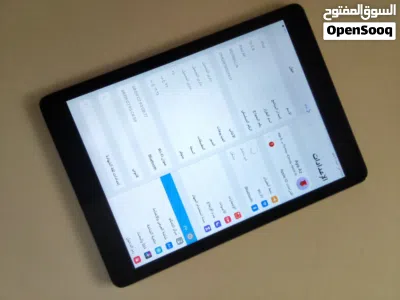 ايباد اير 32G نضيف بسعر حرررررق 4