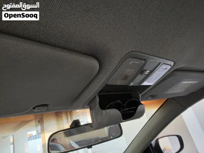 Hyundai Accent Standard 3