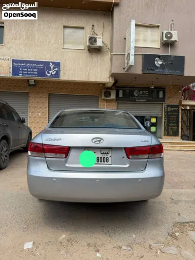 Hyundai Sonata Limited 4