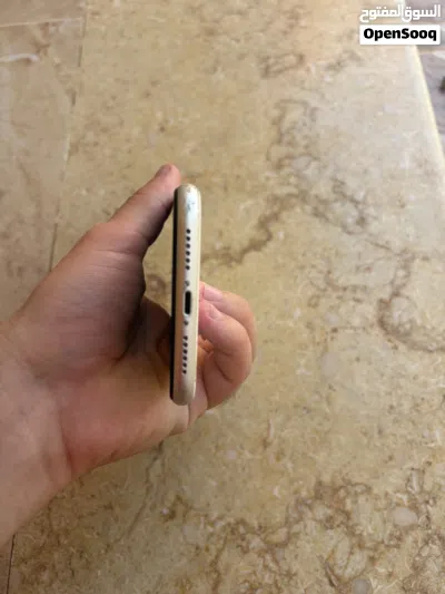 iPhone 11 128GB دبل شفرة 4