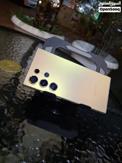 سامسونج s24 Ultra بحالة ممتازة جدا 256/12 3