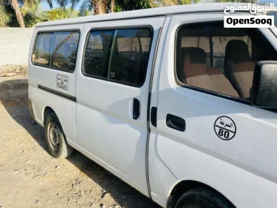 Nissan Urvan 2