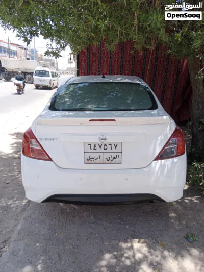 Nissan Sunny SL 4