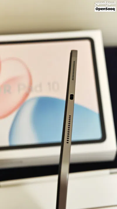 هونور باد 10 مثل الجديد مع ضمان وجميع الملحقات ويدعم منفذ شريحه ذاكره 256 GB 4