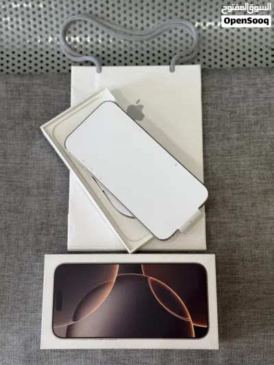 ايفون 16 pro max جديد 1TB ضمان ابل كير 3
