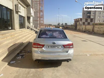 Kia Lotze 4