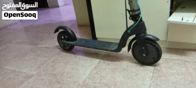 اسكوتر كهربائي 4