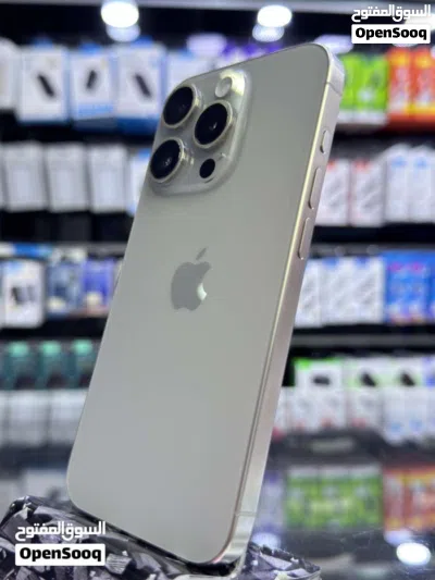 Used iPhone 15 pro 256GB BATTERY 87% ايفون 15 برو بحالة ممتازة غير مفتوح أو مبدل قطع 3