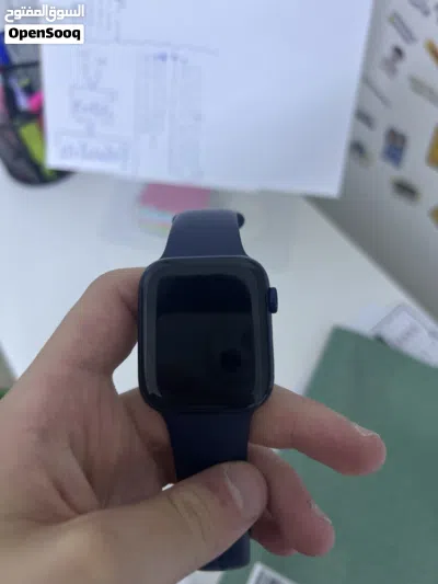 apple watch seruas 6 مسكره آيكلاود حجمها 40 ملم 3