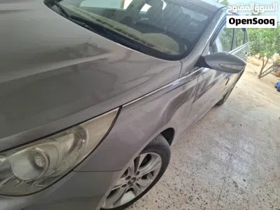 Hyundai Sonata Blue 2