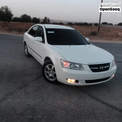 Hyundai Sonata Sport 4