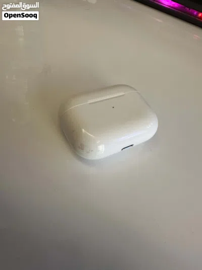 سماعات AirPods Pro ( الجيل الأول) 2