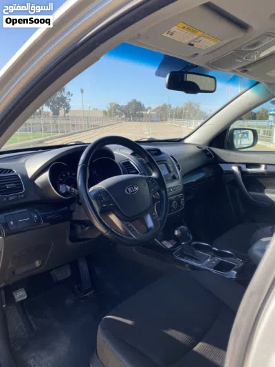 Kia Sorento EX 4