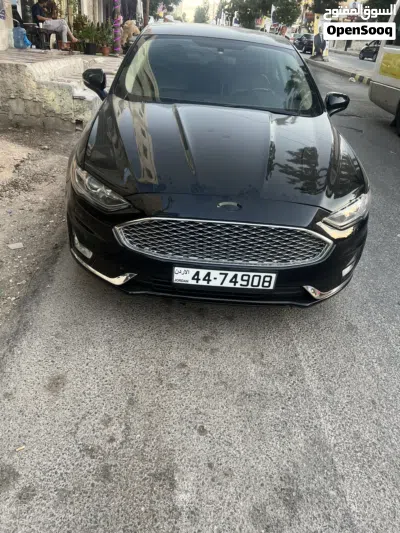 Ford Fusion SE 2