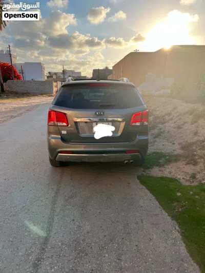 Kia Sorento EX 2