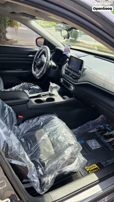 Nissan Altima SR 4