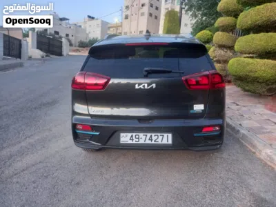 Kia Niro EX 4