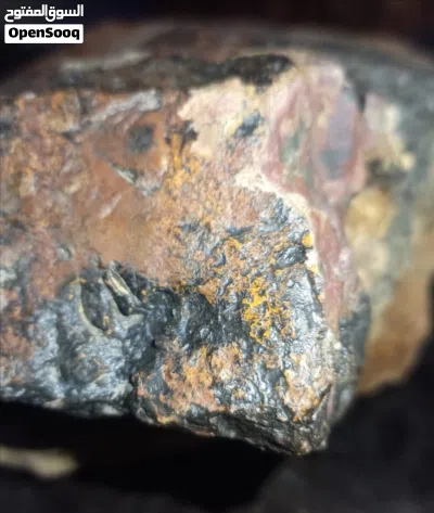 multicolored jasper..حجر خام متعدد الألوان 2