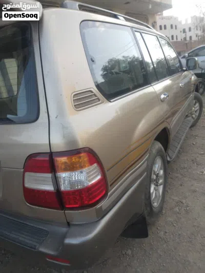 Toyota Land Cruiser VXR 3