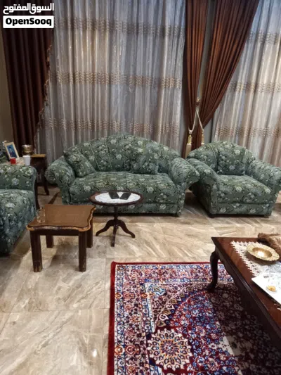 طقم كنب من 12 مقعد مستعمل للبيع ب 200 دينار 4