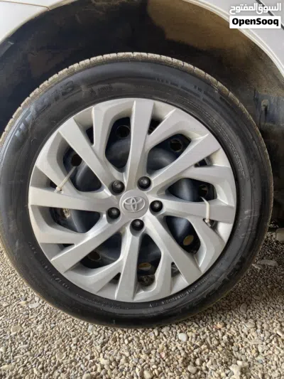 طيس نظاف فيهن خدوش بسيطه وقواعدهن سليمه 3
